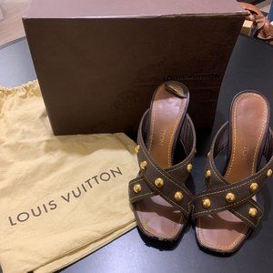louis vuitton vintage short wedge